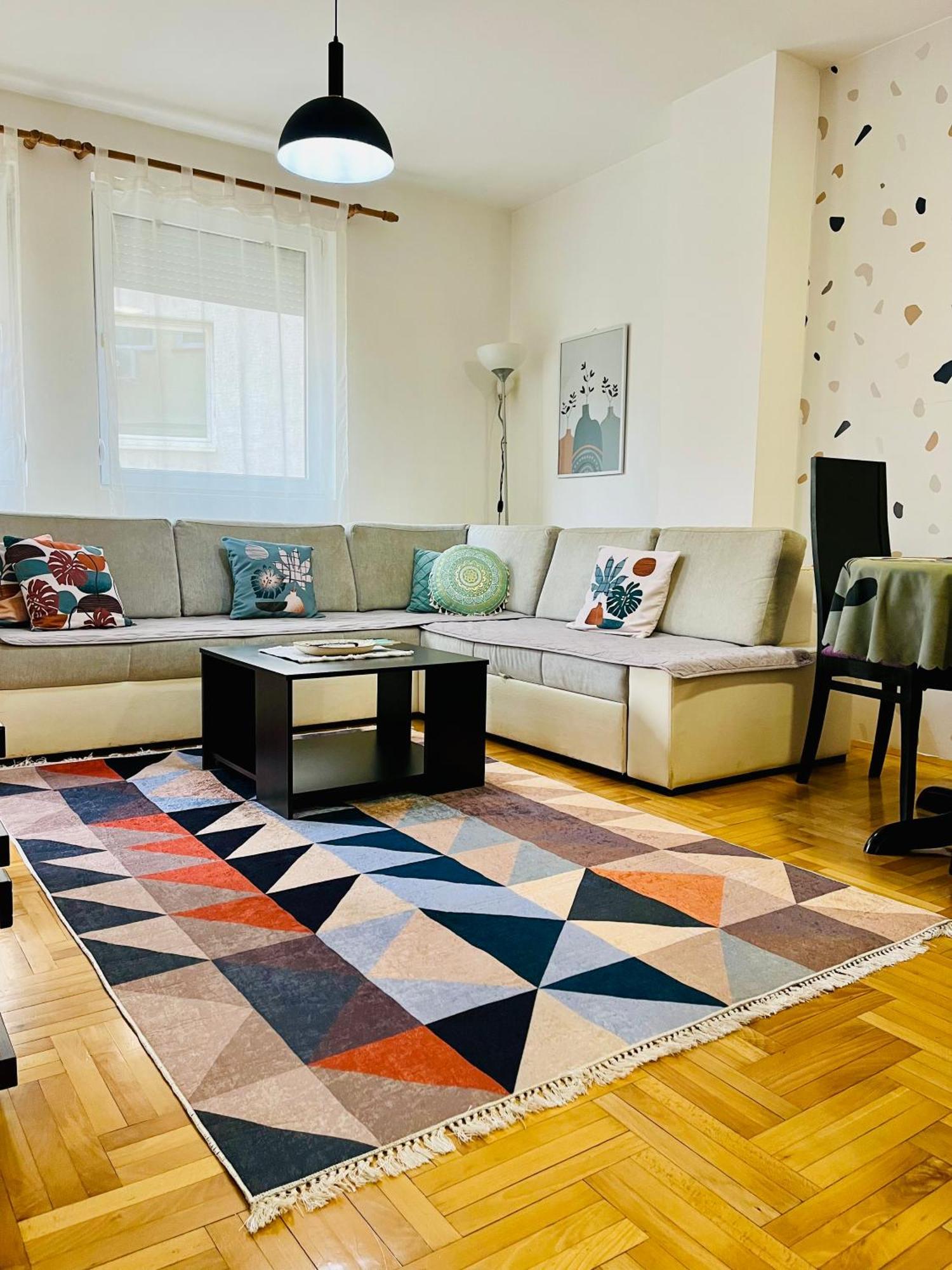 Nancy Apartment Skopje Bagian luar foto